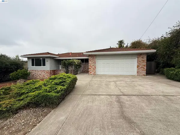 16982 Hinton St, Castro Valley, CA 94546