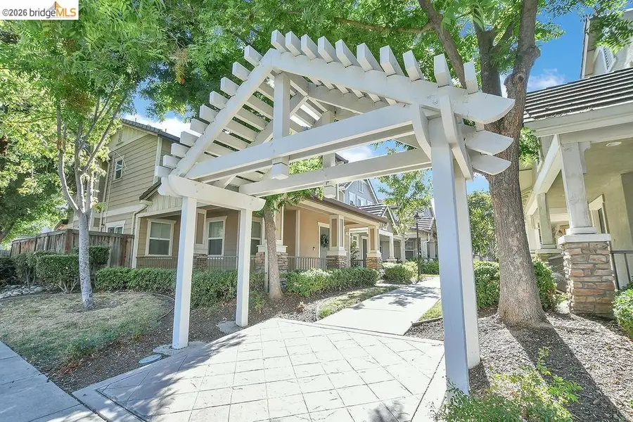 101 Pelican St, Brentwood, CA 94513 - #2