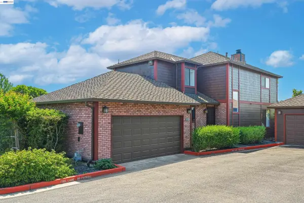20061 Santa Maria Ave, Castro Valley, CA 94546