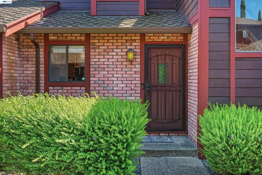 20061 Santa Maria Ave, Castro Valley, CA 94546 - #3