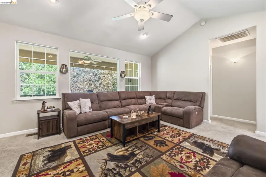 24230 N Oxbow Ln, Sonora, CA 95370 - #3