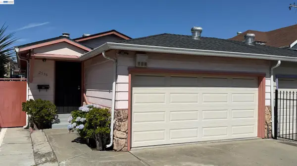 2538 E 16th St, Oakland, CA 94601