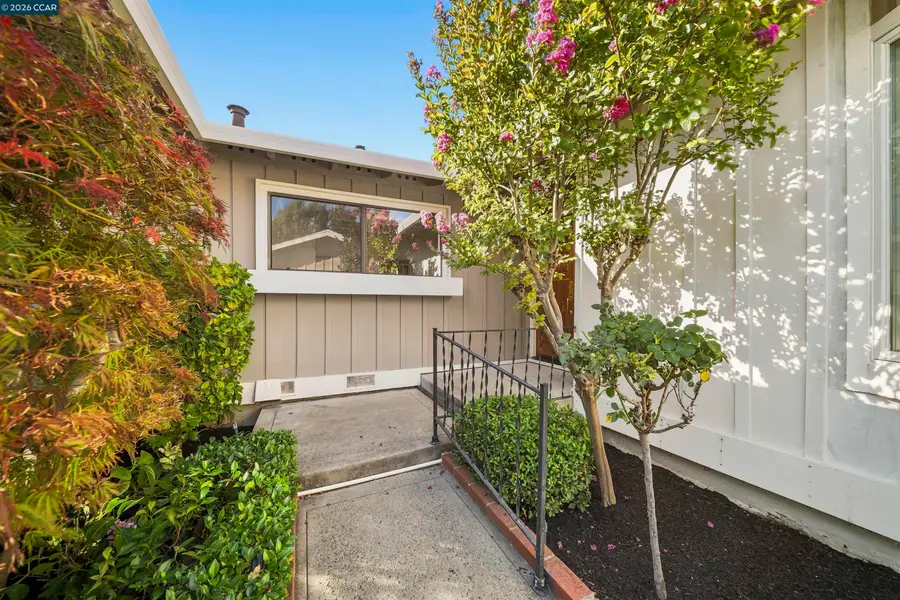 2124 Presidio Ct, Danville, CA 94526 - #3