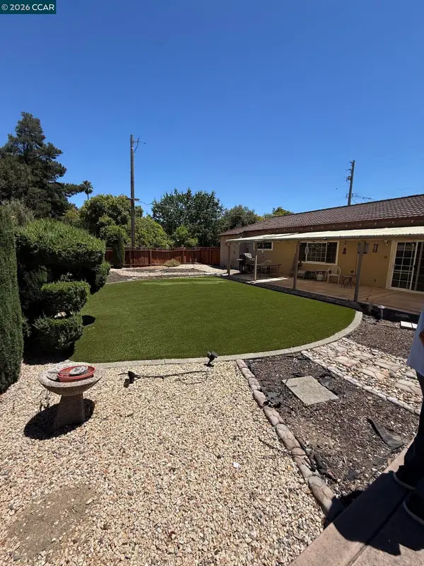 2023 Olympic Dr, Martinez, CA 94553