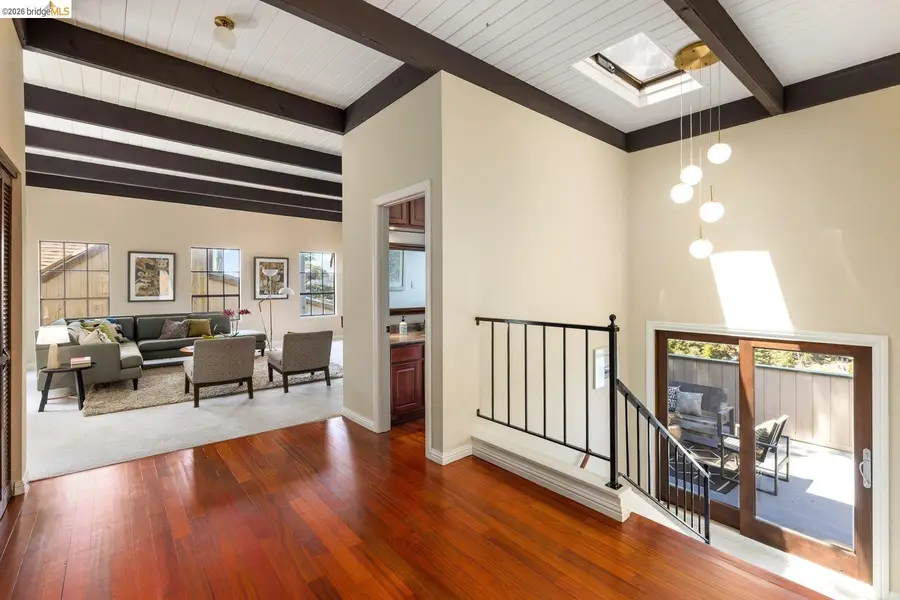 6909 Exeter Dr, Oakland, CA 94611 - #2