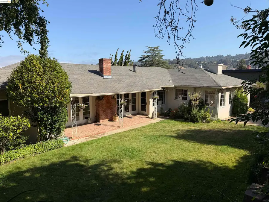 5134 Masonic, Oakland, CA 94618 - #2