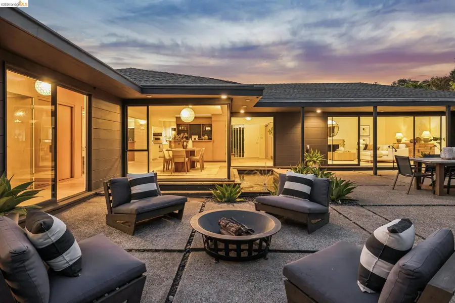 80 Wildwood Gdns, Piedmont, CA 94611 - #2