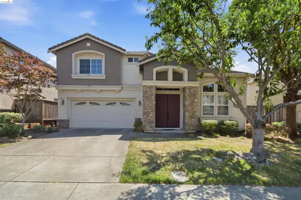 327 Hawk Ridge Dr, Richmond, CA 94806