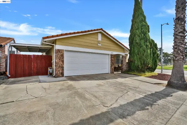 2511 Mistletoe Dr, Hayward, CA 94545