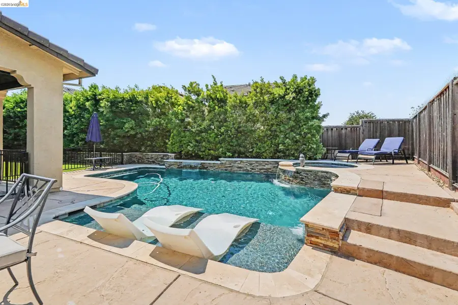 649 Marathon Dr, Oakley, CA 94561 - #2