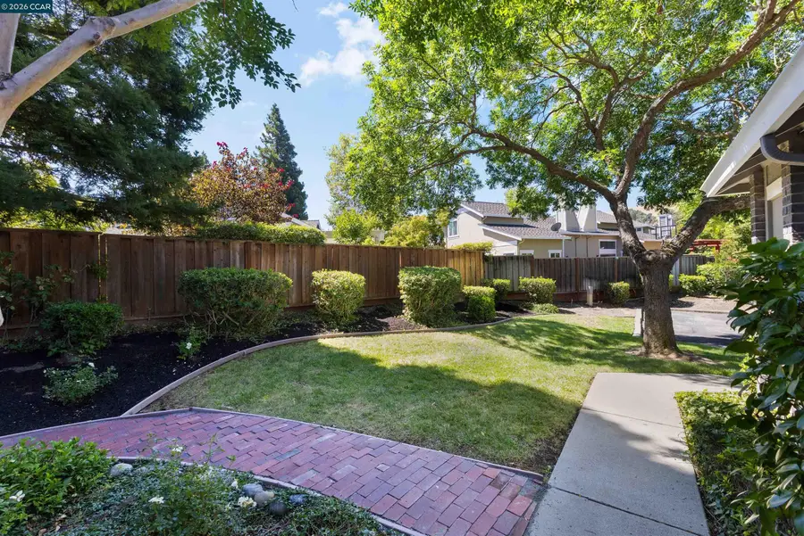 109 Blossom Ct, Danville, CA 94506 - #2