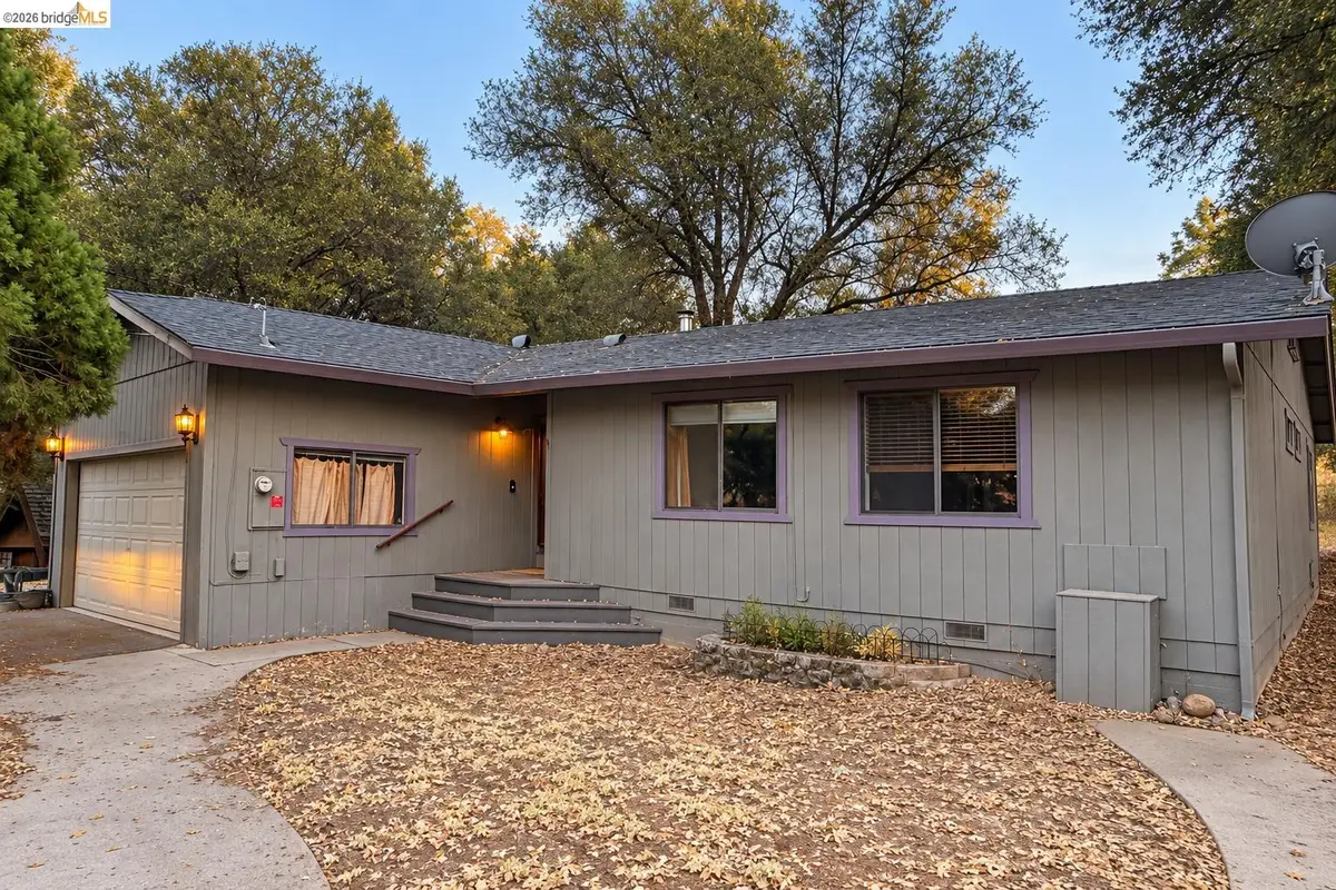 20663 Ferretti Rd, Groveland, CA 95321 - #1