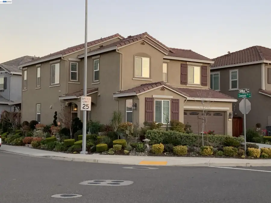 7001 Sitka Court, Vacaville, CA 95687 - #2