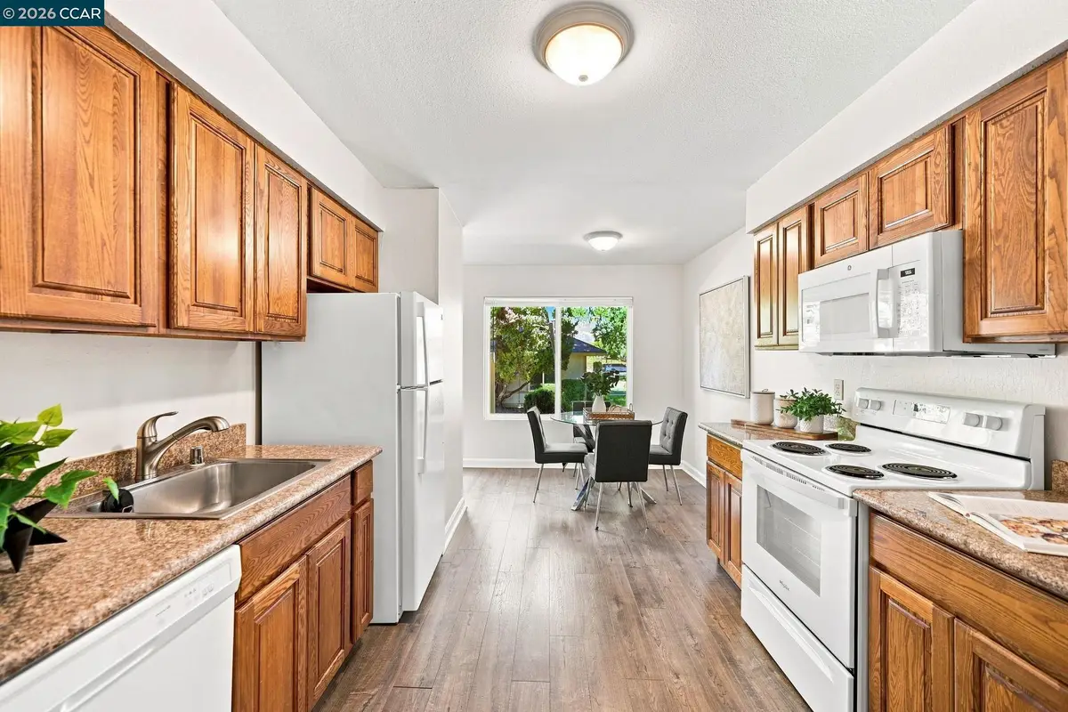 4260 Clayton Rd #11, Concord, CA 94521 - #1