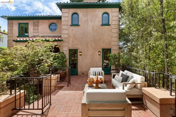 1411 Hawthorne Terr, Berkeley, CA 94708