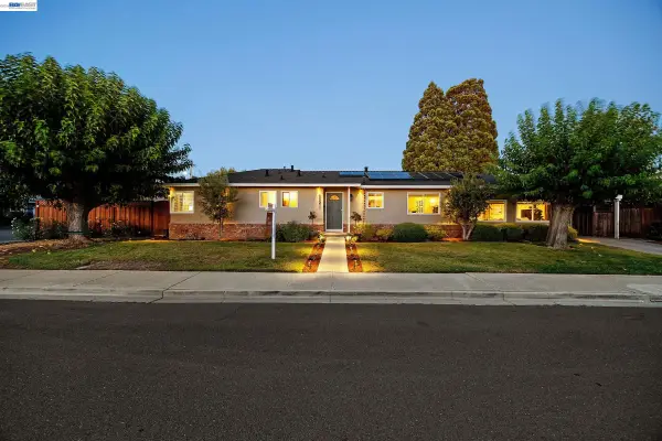 352 Cambridge Way, Livermore, CA 94550