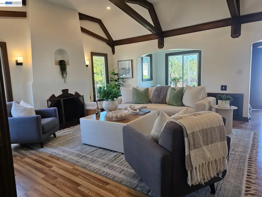 2569 Maxwell Ave, Oakland, CA 94601 - #3