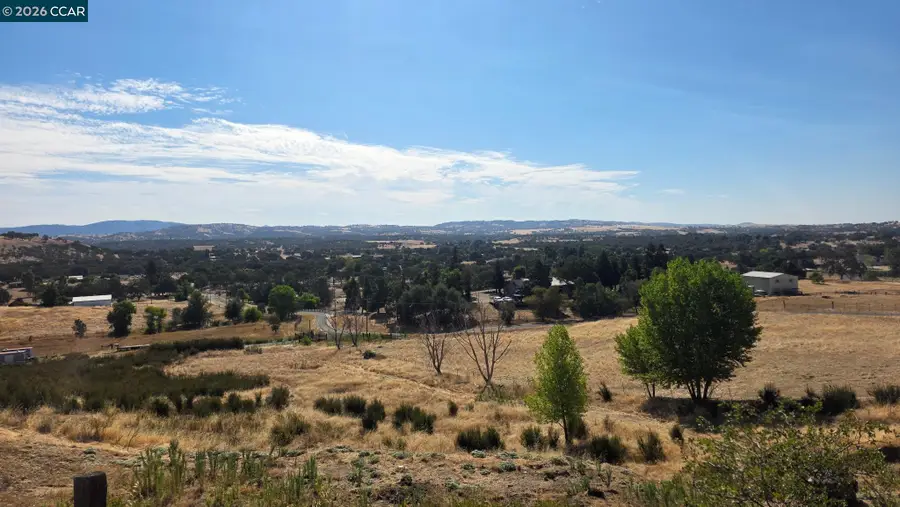 426 Sheris Place, Valley Springs, CA 95252 - #2