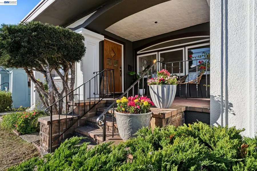 2515 Noble Ave, Alameda, CA 94501 - #2