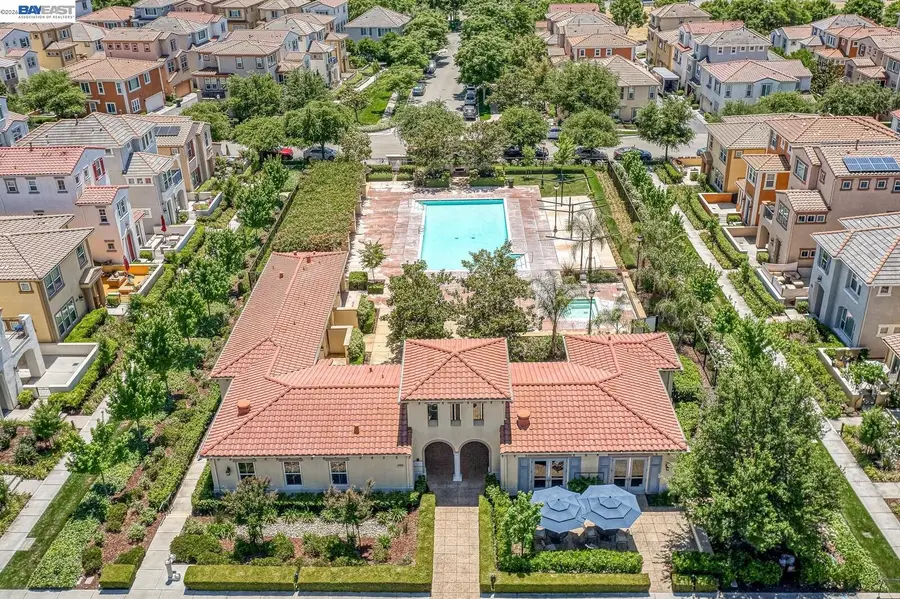 2811 Quarryhill Ave #4, Livermore, CA 94551 - #2