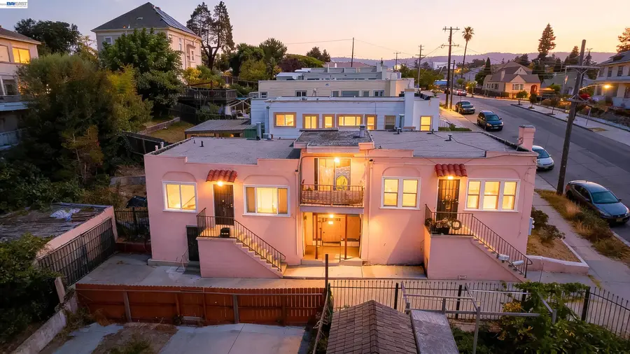 Address Withheld By Seller, Oakland, CA 94606 - #2