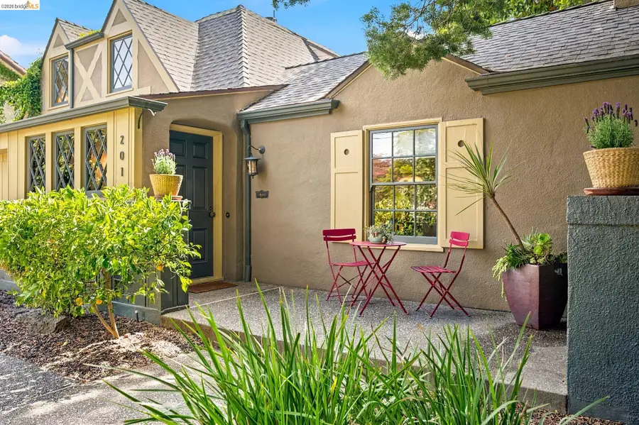 201 Beverly Ave, San Leandro, CA 94577 - #2