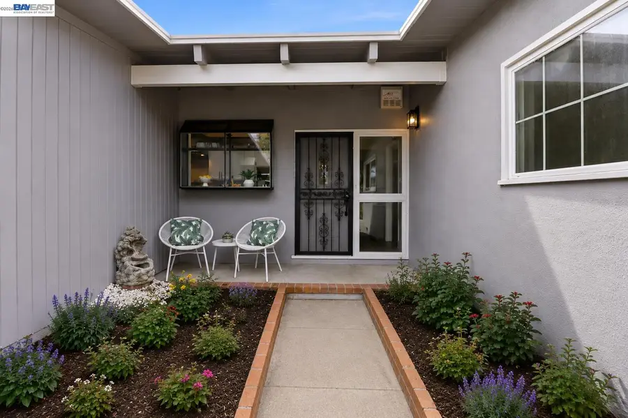 554 Beechmont Lane, Hayward, CA 94544 - #2