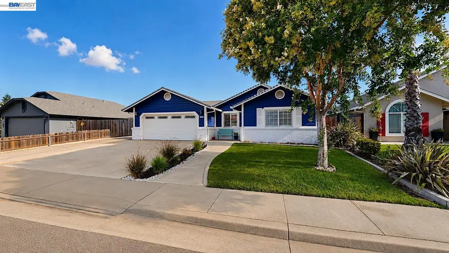 771 Twin Hills Dr, Galt, CA 95632 - #2