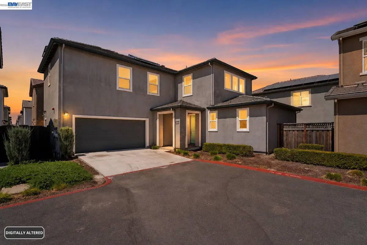 2107 Daimler St, Lathrop, CA 95330 - #1