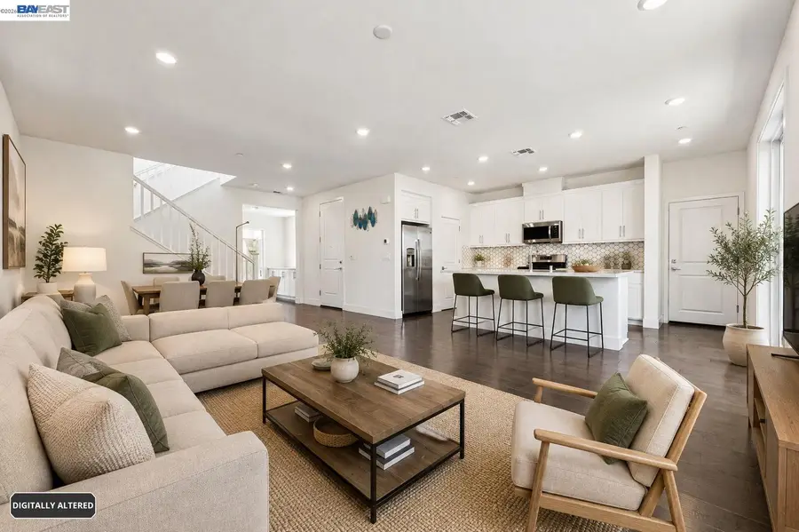 2107 Daimler St, Lathrop, CA 95330 - #3