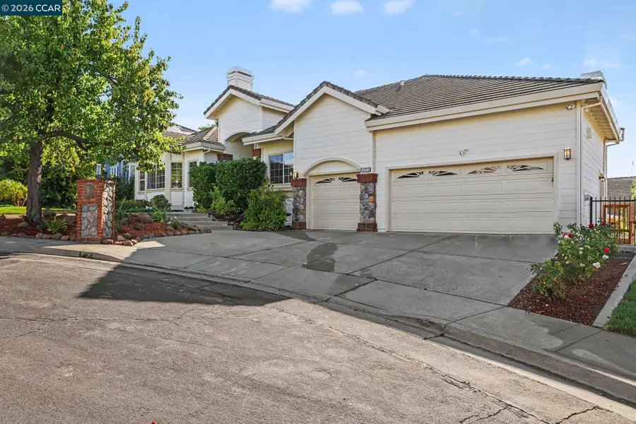 4004 Browning Dr, Concord, CA 94518 - #3