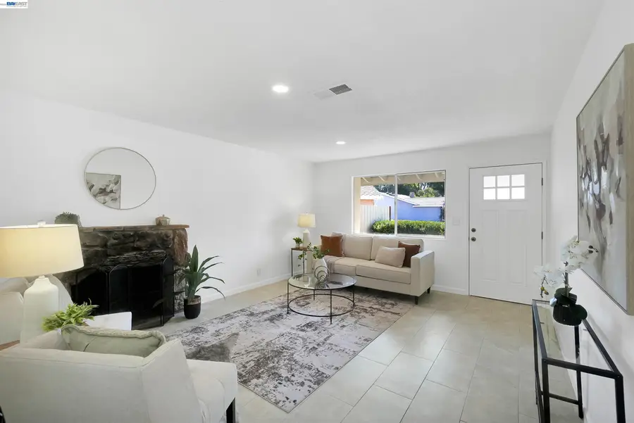 32321 Pollux Ct, Union City, CA 94587 - #2