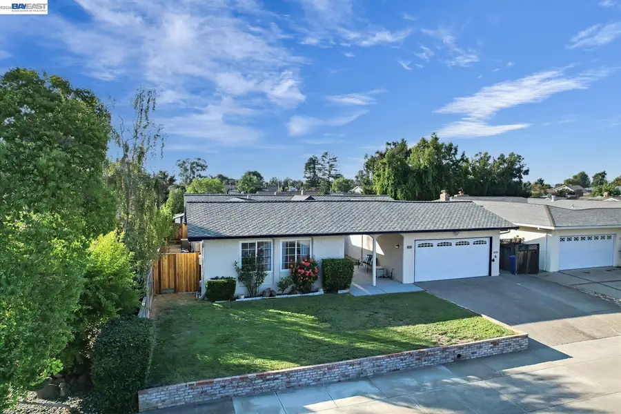 5261 Sussex Pl, Newark, CA 94560 - #2