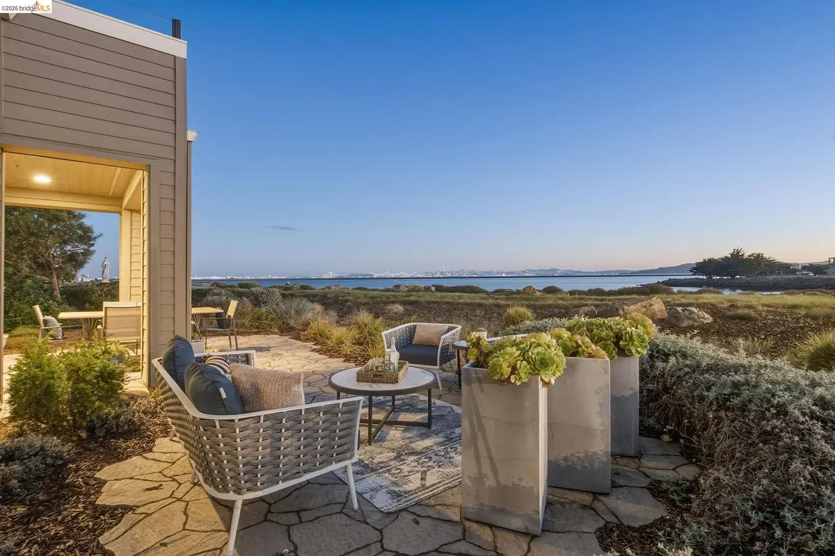 6 Waterline Pl, Richmond, CA 94801 - #1