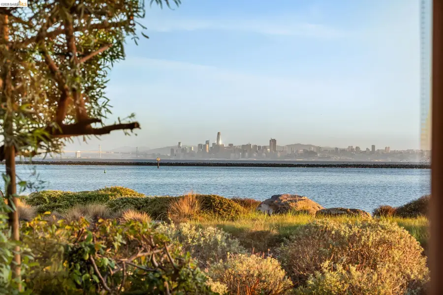6 Waterline Pl, Richmond, CA 94801 - #2