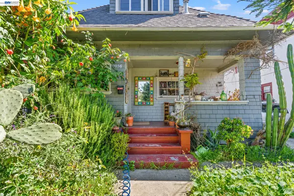 3856 West St, Oakland, CA 94608