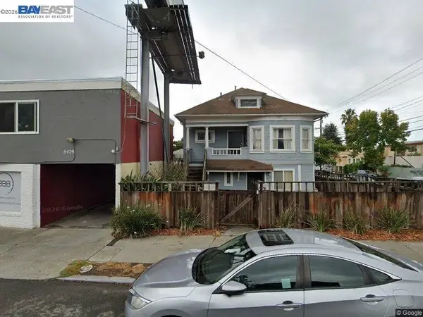 6433 Shattuck Ave., Oakland, CA 94609