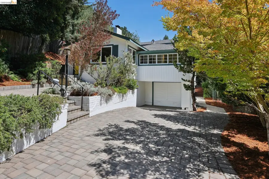 2 Mall Court, Oakland, CA 94611 - #3