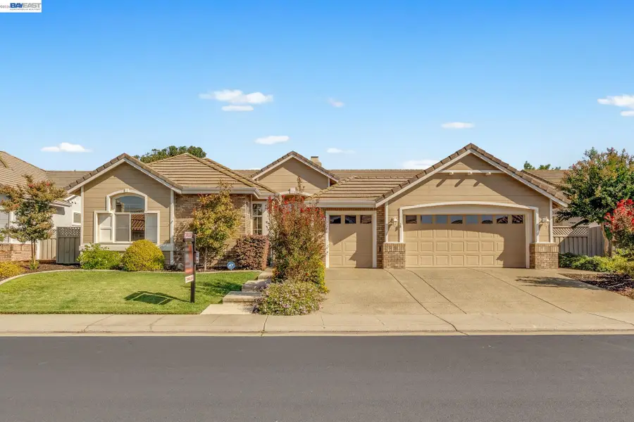 5040 Green Grove Ln, Roseville, CA 95747 - #2