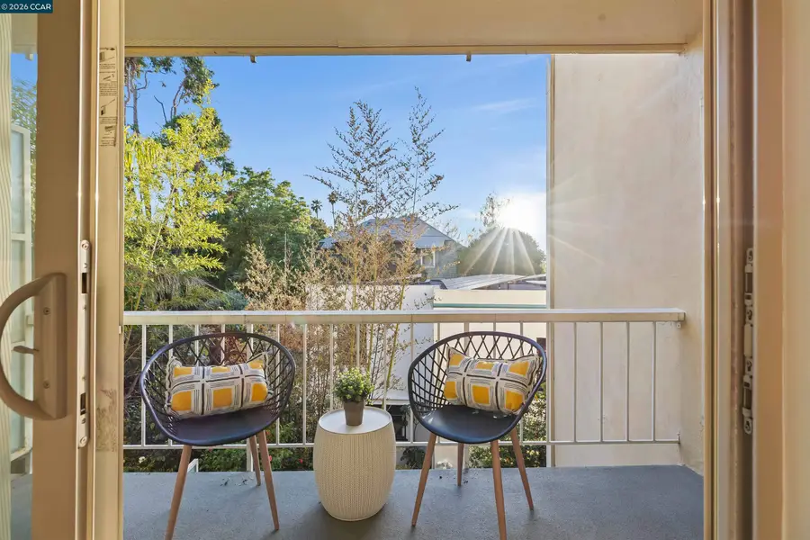 590 El Dorado Ave #214, Oakland, CA 94611 - #2