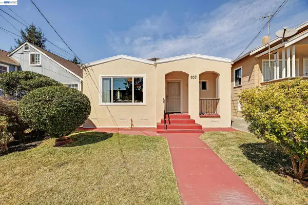 3031 Maple Ave, Oakland, CA 94602