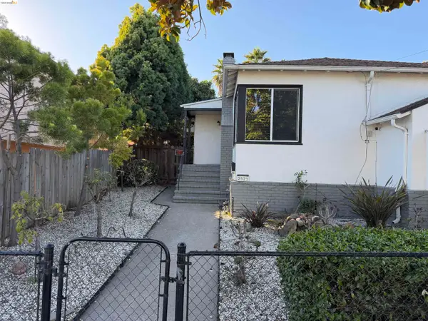 2521 24th Ave, Oakland, CA 94601