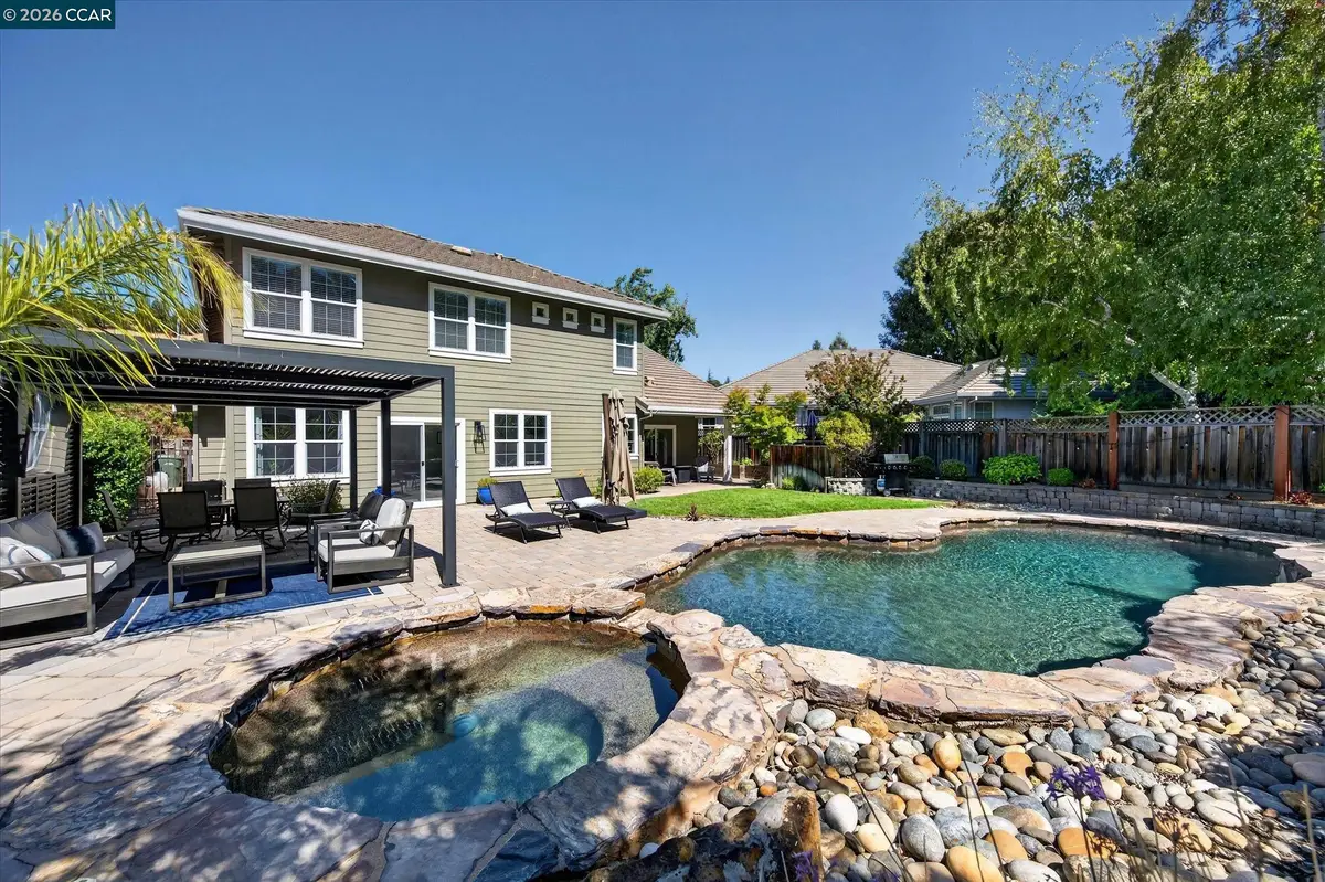 112 Mcmahon Ct, Martinez, CA 94553 - #1