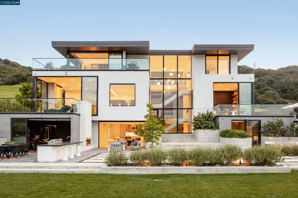 83 Dairy Creek Ln, Orinda, CA 94563