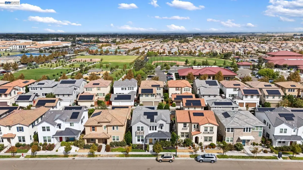 255 E Bella Serata Ave, Mountain House, CA 95391 - #1
