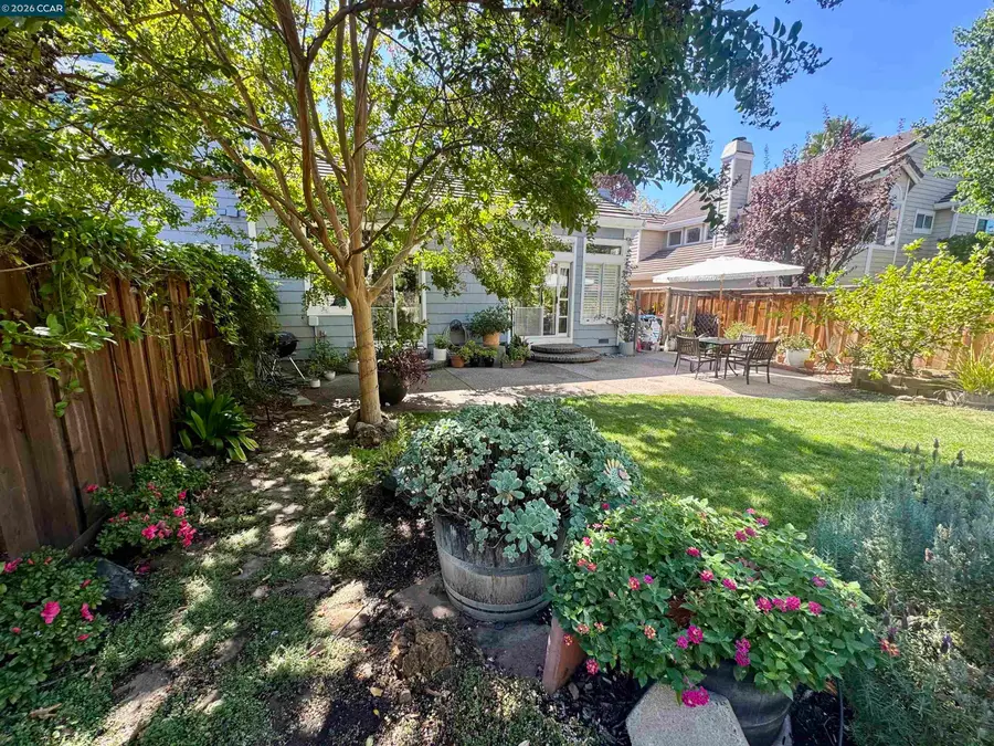 1725 Indian Wells Way, Clayton, CA 94517 - #2