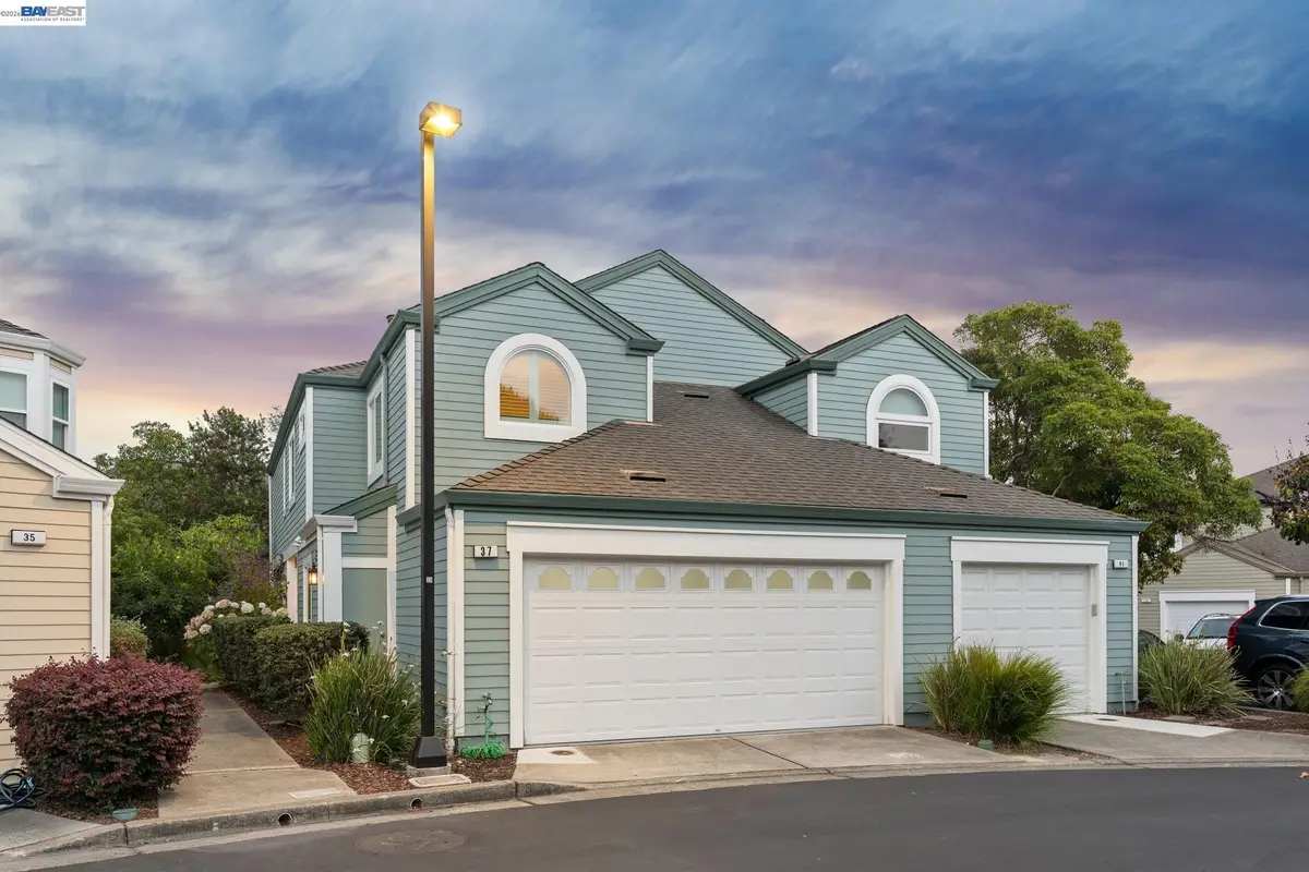 37 Oak Park Dr, Alameda, CA 94502 - #1