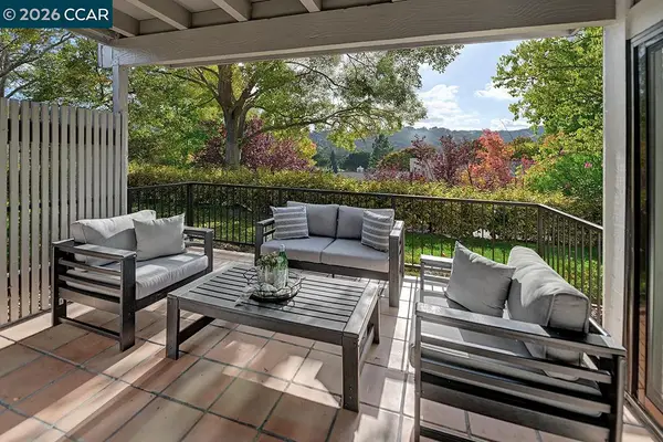 925 Terra California Dr #2, Walnut Creek, CA 94595