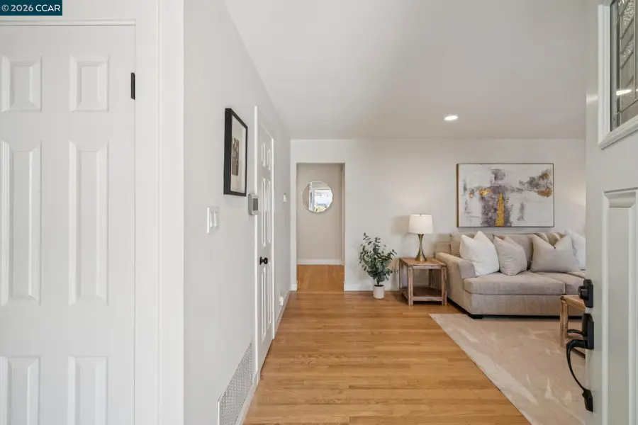 3586 Skylark Dr, Concord, CA 94520 - #2
