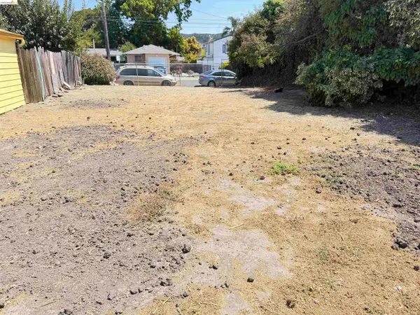 Olive St, Oakland, CA 94603